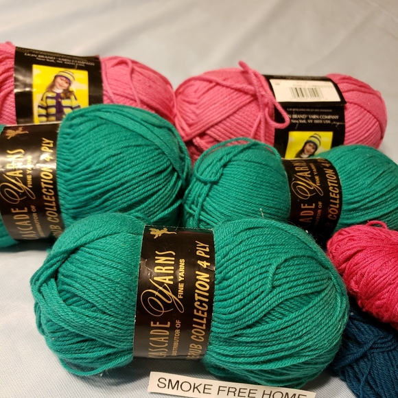 Lion brand/Cascade Yarn - Picture 4 of 5